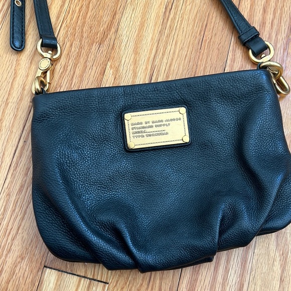 Marc By Marc Jacobs Black Crossbody Bag - Picture 1 of 8